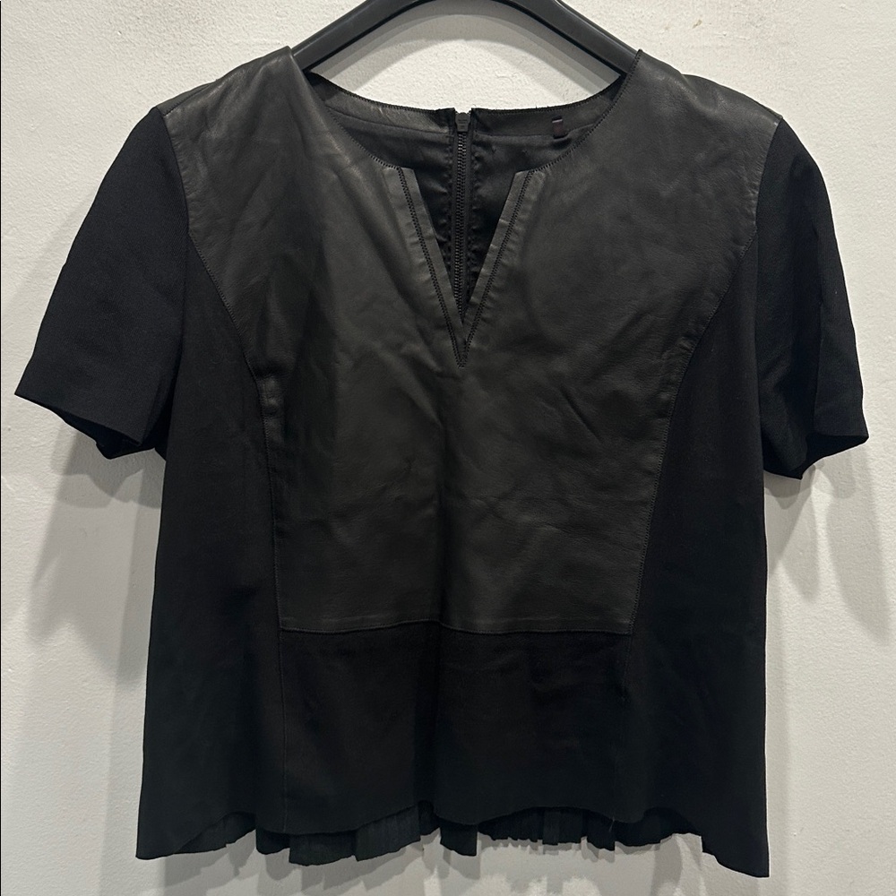 Knit and real Leather short sleeve black Top blouse  v-neck zip up back size XL